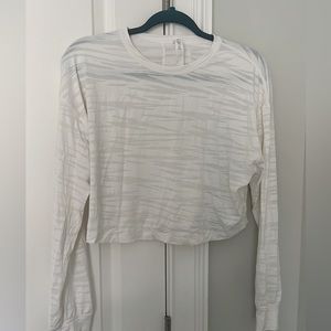 LULU LEMON Long sleeve top